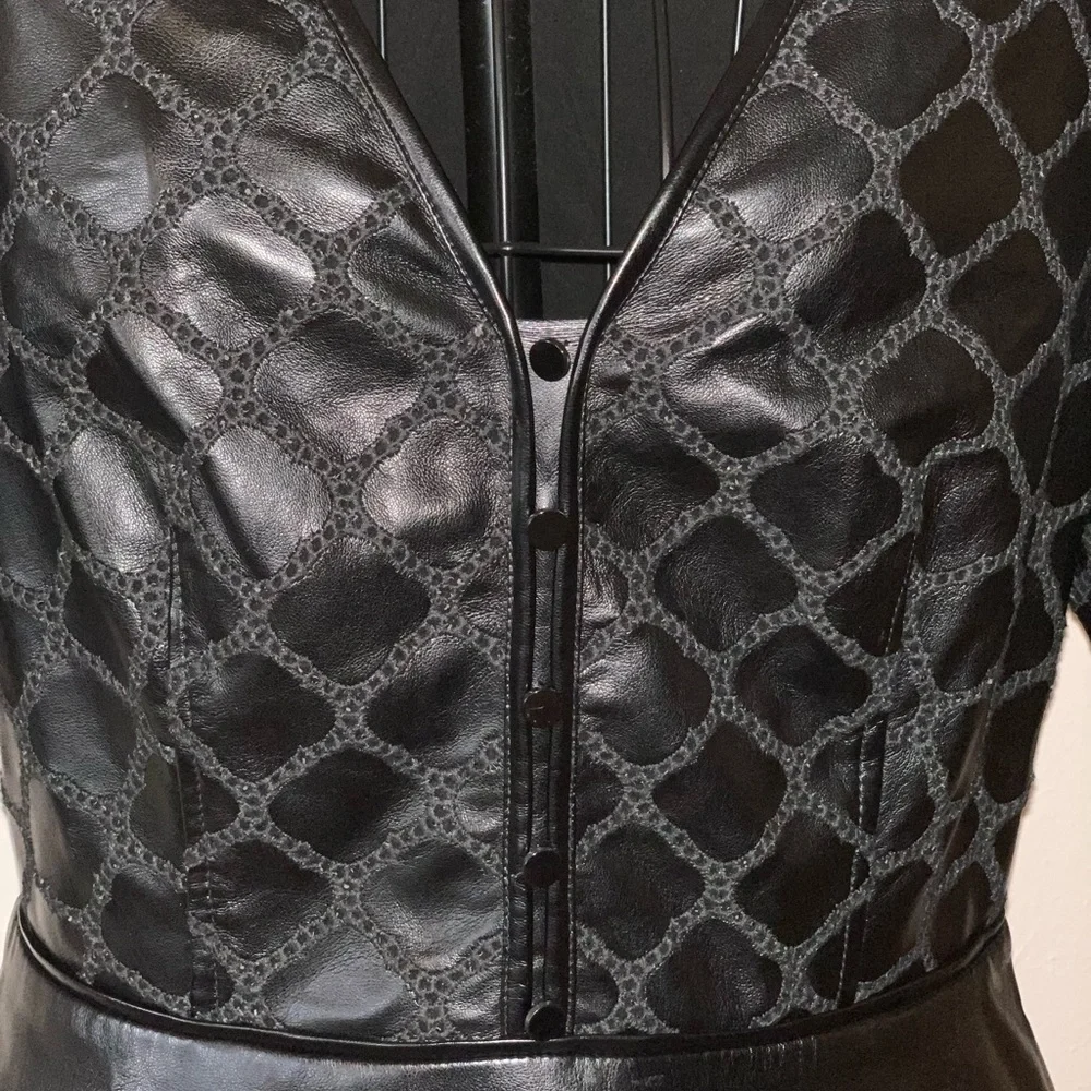 Shoshana Women's Oakley Faux Leather Minidress - Picture 8 of 10